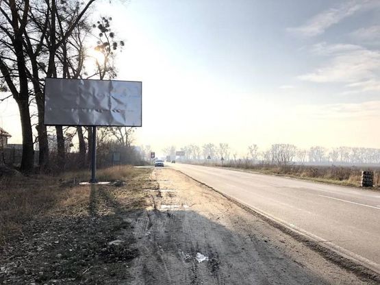 Фото рекламної площини за адресою А/д Т1038 , ул. Соборная