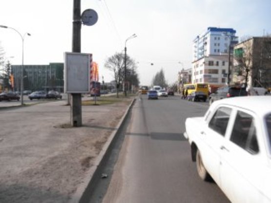 Фото рекламной плоскости по адресу вул. Коновальця (СМ Велика Кишеня) №4 ст Б