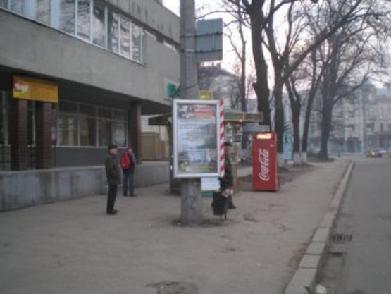 Фото рекламной плоскости по адресу вул. Васильянок ( статуправління ) №6 ст Б