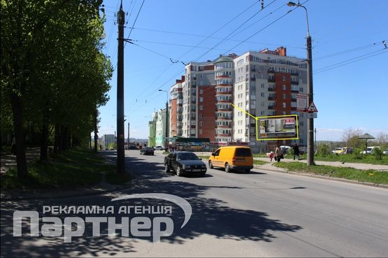 Фото рекламной плоскости по адресу Генерала Тарнавського