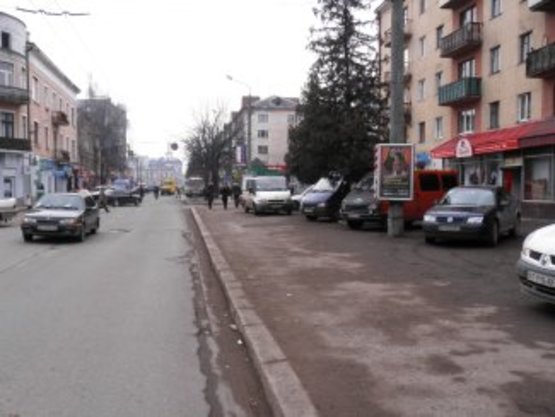 Фото рекламної площини за адресою вул. Галицька (маг. Галичанка)  ст А