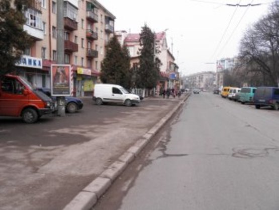 Фото рекламної площини за адресою вул. Галицька (маг. Галичанка)  ст Б