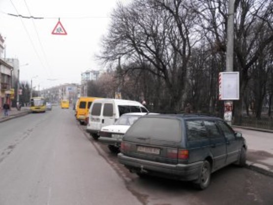Фото рекламной плоскости по адресу вул. Галицька (вхід в парк) №1 ст А