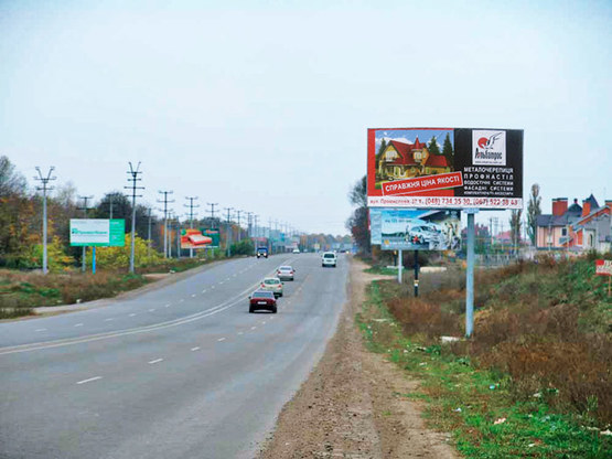 Фото рекламної площини за адресою Южная дорога (Старониколаевская) в Одессу, от ТРЦ "Ривьера" (с/маркет "Ашан")