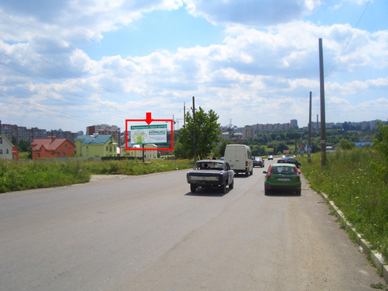 Фото рекламної площини за адресою Рыбалка М. ул., 42, возле супермаркета "Фуршет"