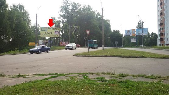 Фото рекламної площини за адресою Черновола ул. - ул. Пилотская