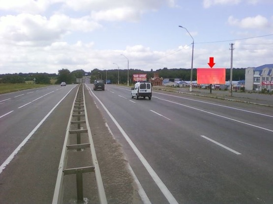 Фото рекламної площини за адресою Каменецкое шоссе (Аэропорт, рынок "Караван") №3