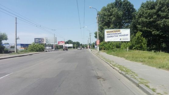 Фото рекламної площини за адресою Проскуровського Підпілля (поліклініка МВС)