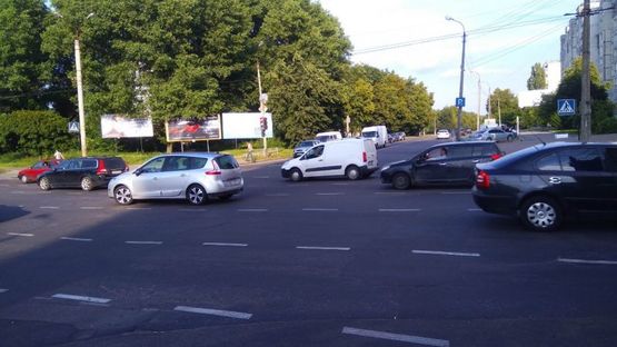 Фото рекламной плоскости по адресу пер.вул.Свободи-Прибузька (біля Ексімбанку)