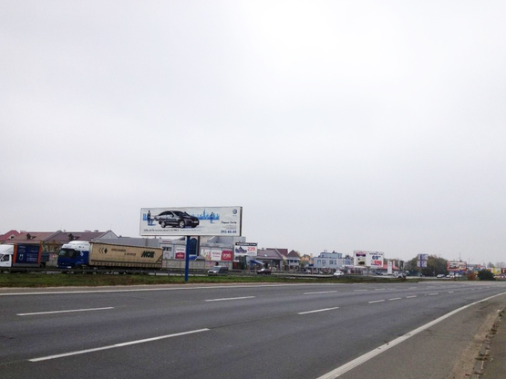 Фото рекламной плоскости по адресу Кольцевая дорога, напротив гипермаркета Дверей