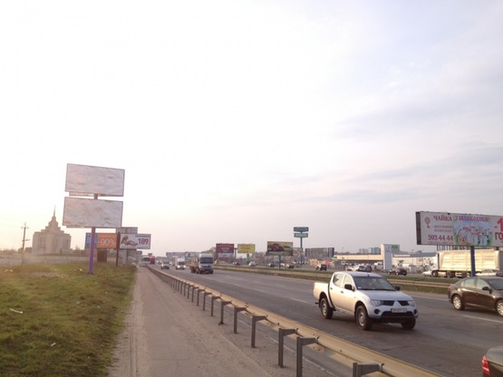 Фото рекламної площини за адресою Кольцевая дорога, перед Мормонской церковью