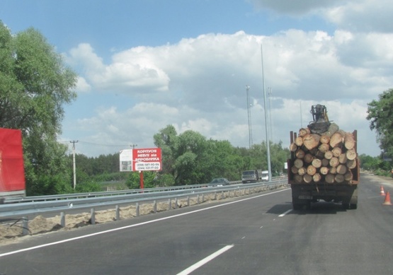 Фото рекламной плоскости по адресу М-06 Киев-Чоп, км 31+230 (с. Гуровщина)