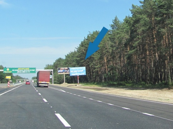 Фото рекламной плоскости по адресу М-06 Київ-Чоп, км 36+450 (с. Бузовая)