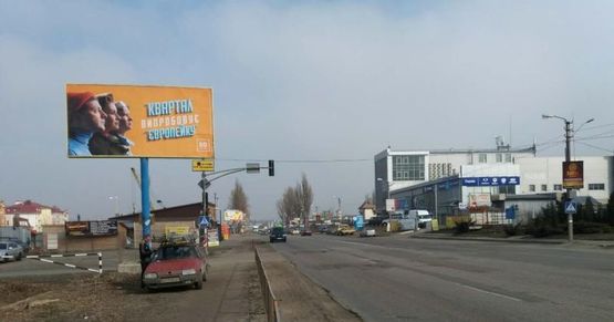 Фото рекламної площини за адресою Софіївська Борщагівка, ул.Киевская, напротив Центра занятости (автомобильная дорога Т-10-12 Киев-Боярка)