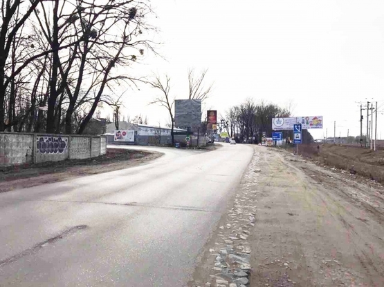 Фото рекламної площини за адресою Вишневе, ул.В.Черновола, перед развязкой на Жулянский мост