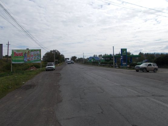 Фото рекламной плоскости по адресу с.Бедевля, в сторону м. Рахів, навпроти АЗС Вакос