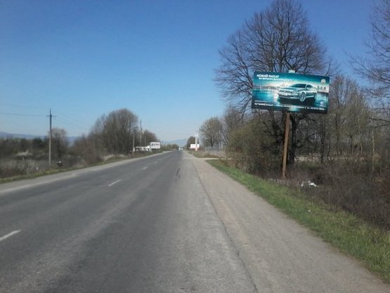 Фото рекламної площини за адресою МЕЖА Тячівського та Хустського району, виїзд в сторону м.Хуст на висоті 9 м