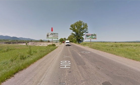 Фото рекламної площини за адресою Виїзд з м. Тячів, біля АЗС UPG, Маркет, супермаркету Барва в сторону м. Хуст, траса мукачево -Рогатин