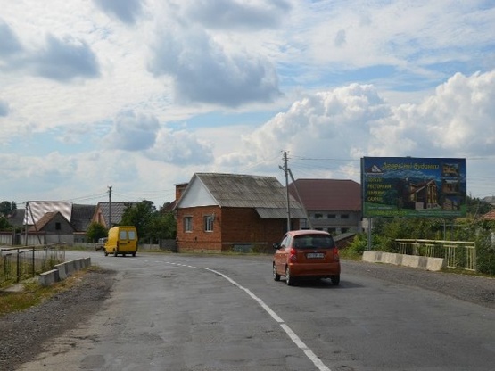 Фото рекламної площини за адресою с.Кам'янське, вул, Головна, траса Івано-Франківськ-Мукачево, в сторону м.Мукачево