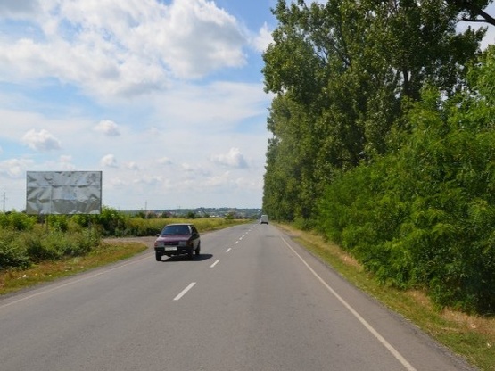Фото рекламной плоскости по адресу с.Заріччя, вул, Головна, траса Івано-Франківськ-Мукачево, в сторону м.Мукачево