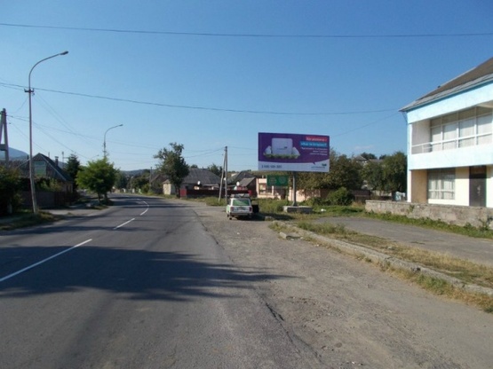 Фото рекламної площини за адресою м. Свалява, на розі вул. Верховинська та вул. Гірська