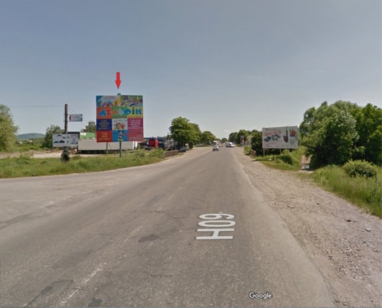 Фото рекламної площини за адресою м. Тячів вул.Армійська,вїзд в місто супермаркет Silverland, АЗС, ресторани, аквапарк