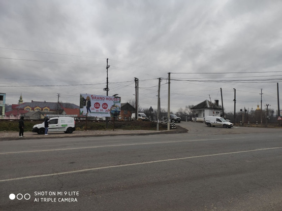 Фото рекламной плоскости по адресу с.Бедевля, вул.Волошина  в сторону  м. Рахів ,перехрестя ( на смт. Дубове )