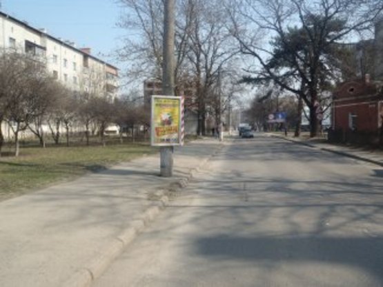 Фото рекламной плоскости по адресу вул. Вовчинецька №1 ст Б