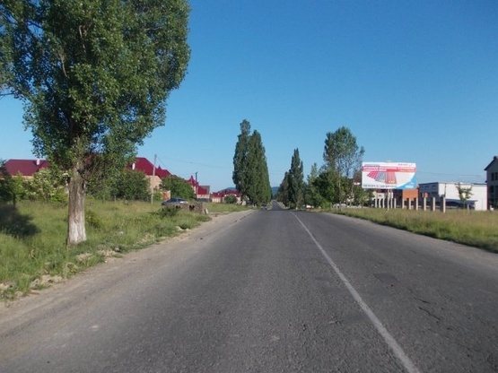 Фото рекламной плоскости по адресу с. Нижня апша, вул. Борканюка, в сторону м. Рахів