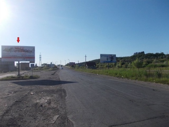 Фото рекламной плоскости по адресу смт.Солотвино,вул.Спортивна, ринок  в сторону м.Мукачево