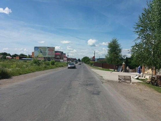 Фото рекламної площини за адресою смт.Солотвино,вул.Спортивна, ( переїзд ) в сторону м.Мукачево