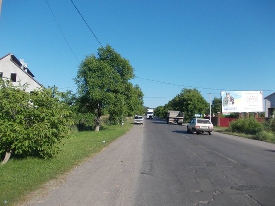 Фото рекламной плоскости по адресу смт.Солотвино,вул.Головна, в сторону м. Рахів, траса Мукачево-Рогатин