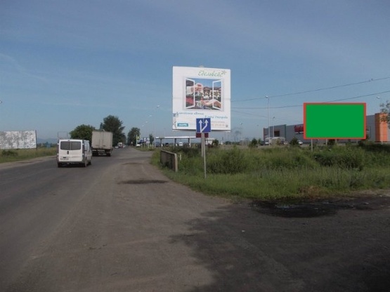 Фото рекламной плоскости по адресу м.Тячів вул.Польова біля супермаркету Барва м Тячів