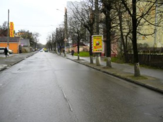 Фото рекламной плоскости по адресу вул. Вовчинецька №6 ст А