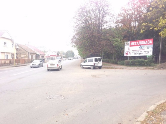 Фото рекламной плоскости по адресу м.Ужгород вул.Гагаріна-Лавріщева