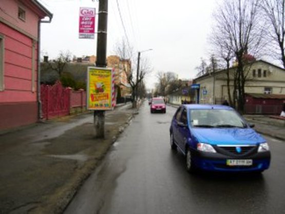 Фото рекламной плоскости по адресу вул. Вовчинецька №8 ст Б