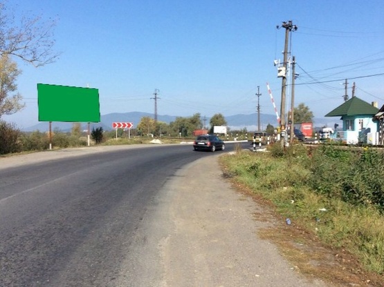 Фото рекламної площини за адресою Хустський район, поворот на с. Бороняво,переїзд, в сторону м. Хуст, траса Івано-Франківськ-Ужгород-