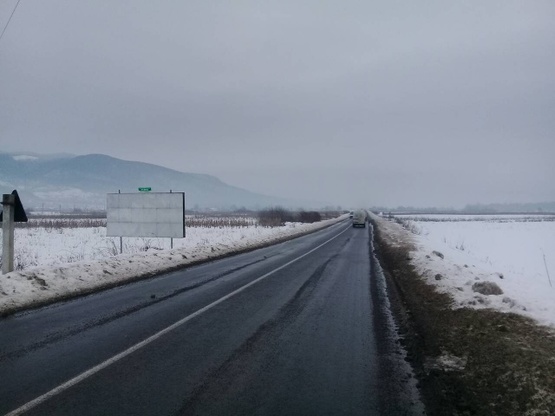 Фото рекламної площини за адресою Рокосово, переїзд в сторону м. Хуст