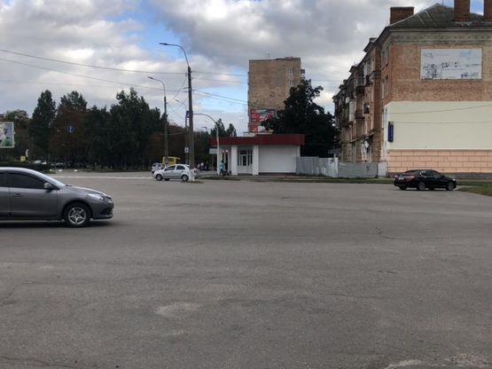 Фото рекламної площини за адресою Б-р Олександрійський, буд. 175 (напрямок в центр від парку "Олександрія")+поклейка 600 грн