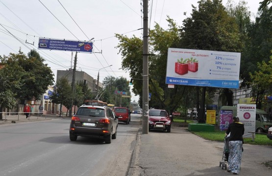 Фото рекламной плоскости по адресу вул.  Головна 198 ( р-н  Т.Ц. Депот,  Єврошоп)