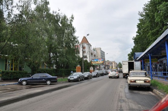 Фото рекламної площини за адресою вул. Небесної Сотнi 20 (Т,Ц Формаркет, ПриватБанк)