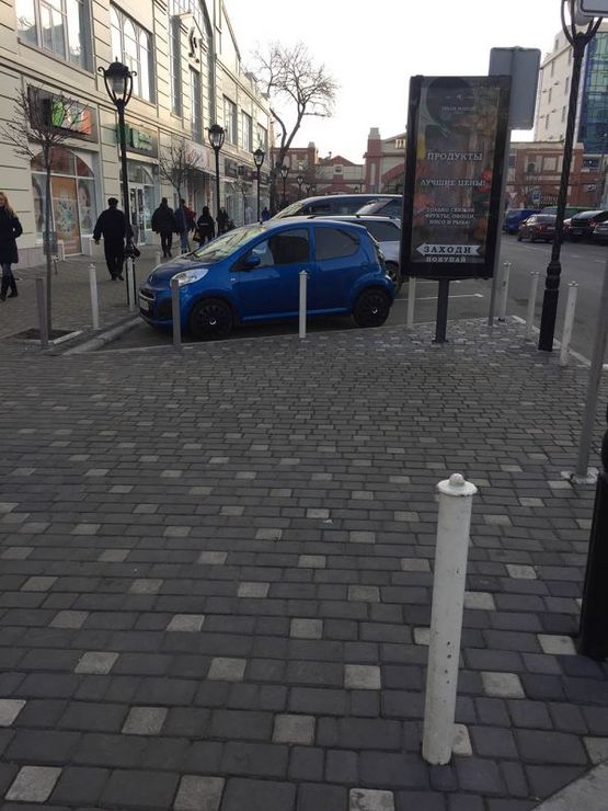 Фото рекламної площини за адресою ул.Пантелеймоновская,110