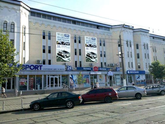 Фото рекламної площини за адресою Пантелеймоновская (здание Паркинга) № 4,5