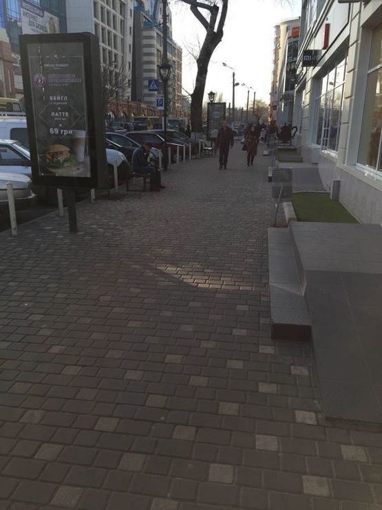 Фото рекламної площини за адресою ул.Пантелеймоновская,110