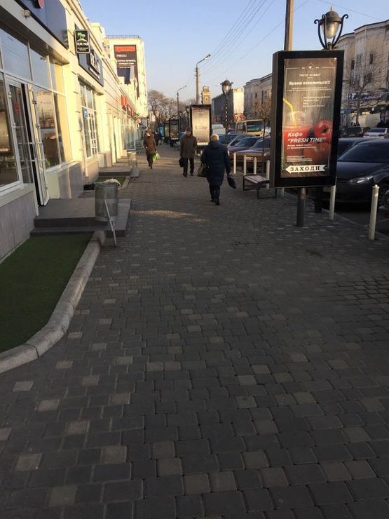 Фото рекламної площини за адресою ул.Пантелеймоновская,110