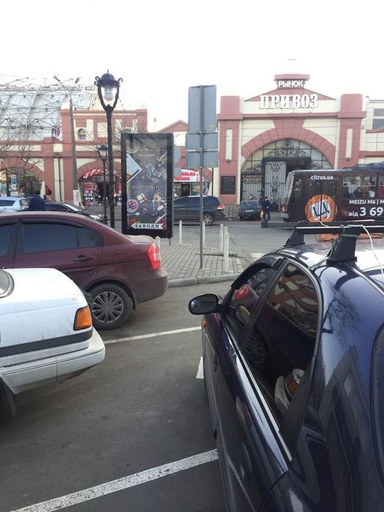 Фото рекламної площини за адресою ул.Пантелеймоновская,110