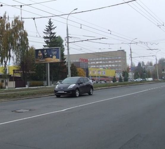 Фото рекламной плоскости по адресу вул. Келецька, Гіпермаркет "Грош"