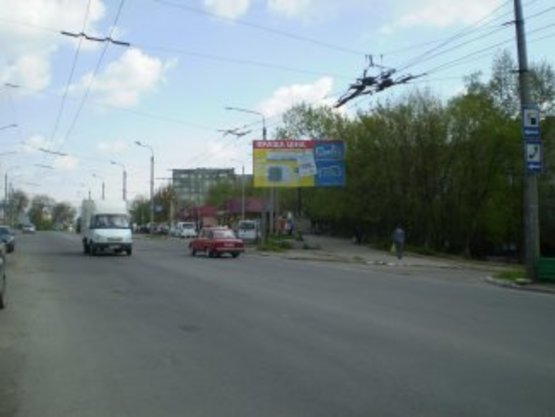 Фото рекламной плоскости по адресу Галицька, 132 (навпроти ОККО)