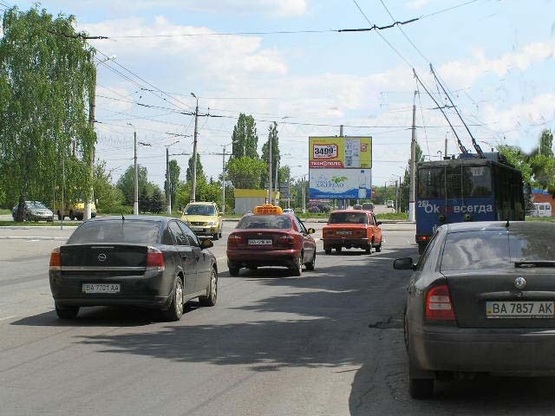 Фото рекламной плоскости по адресу Короленко-