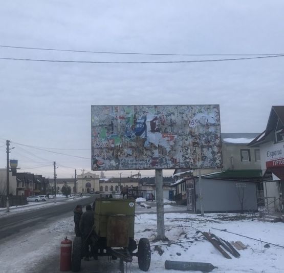 Фото рекламной плоскости по адресу вул. Залізнична, 48